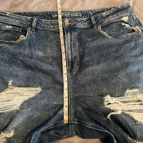 American Eagle Size 20 Mom Jeans - Super Distressed - Picture 8 of 8